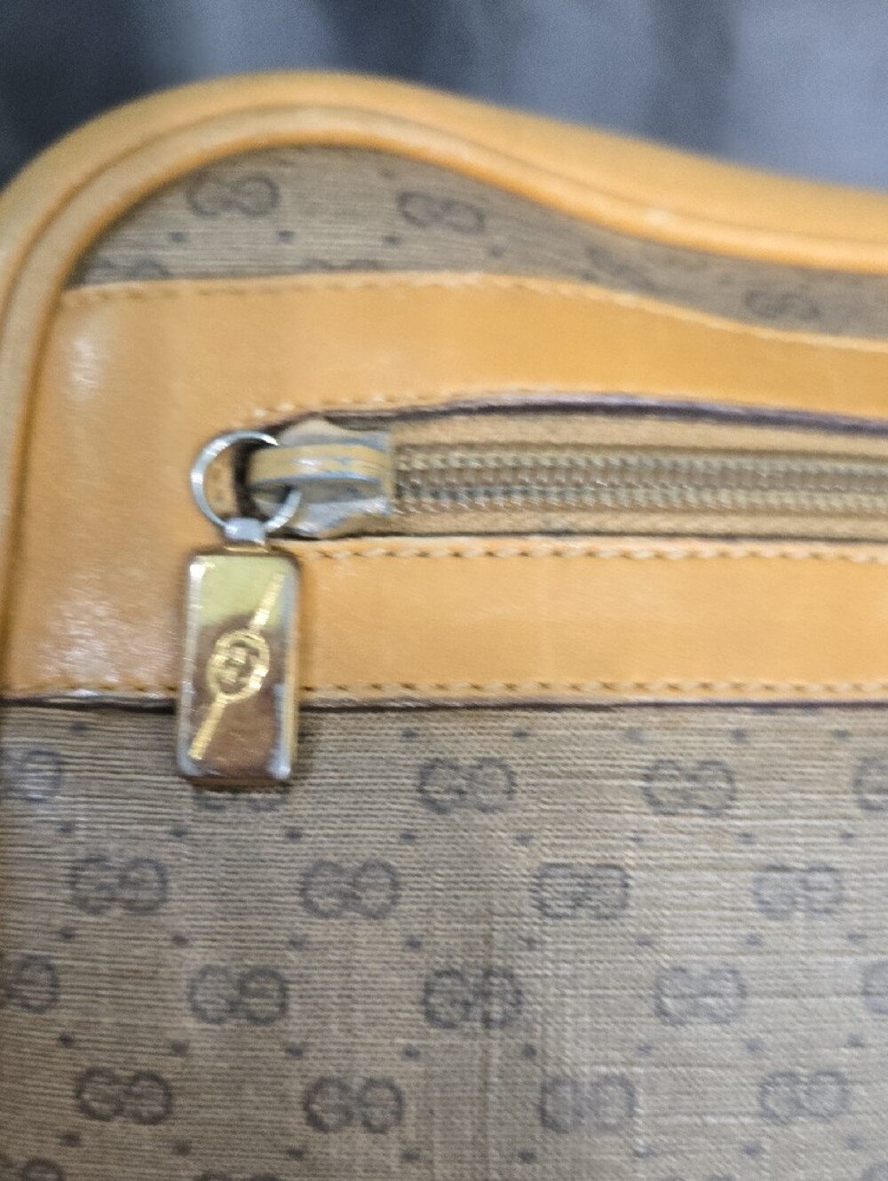 Gucci Beige Brown Monogram Messenger Bag with Tan Leather Trim - Picture 8 of 16